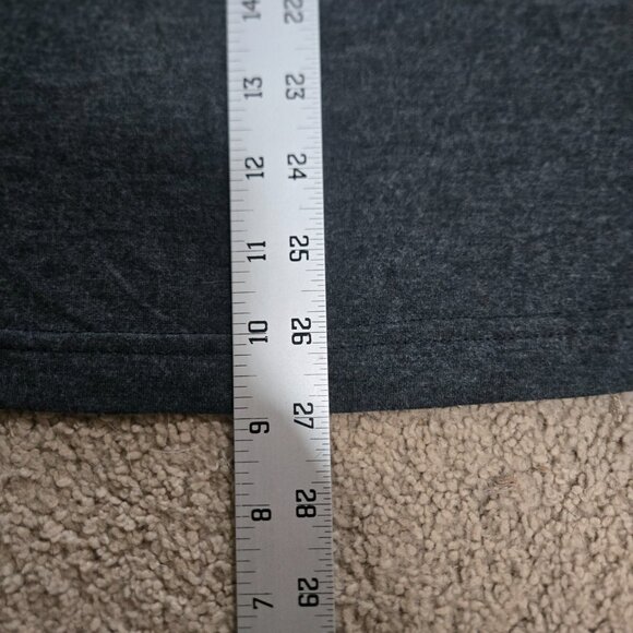 NWT Reebok Women’s UFC T Shirt Short Sleeve V Neck Gray Size M - Picture 10 of 12